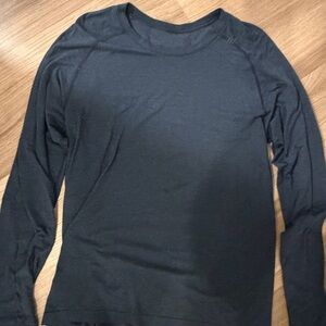 Lululemon long sleeve swift tech navy